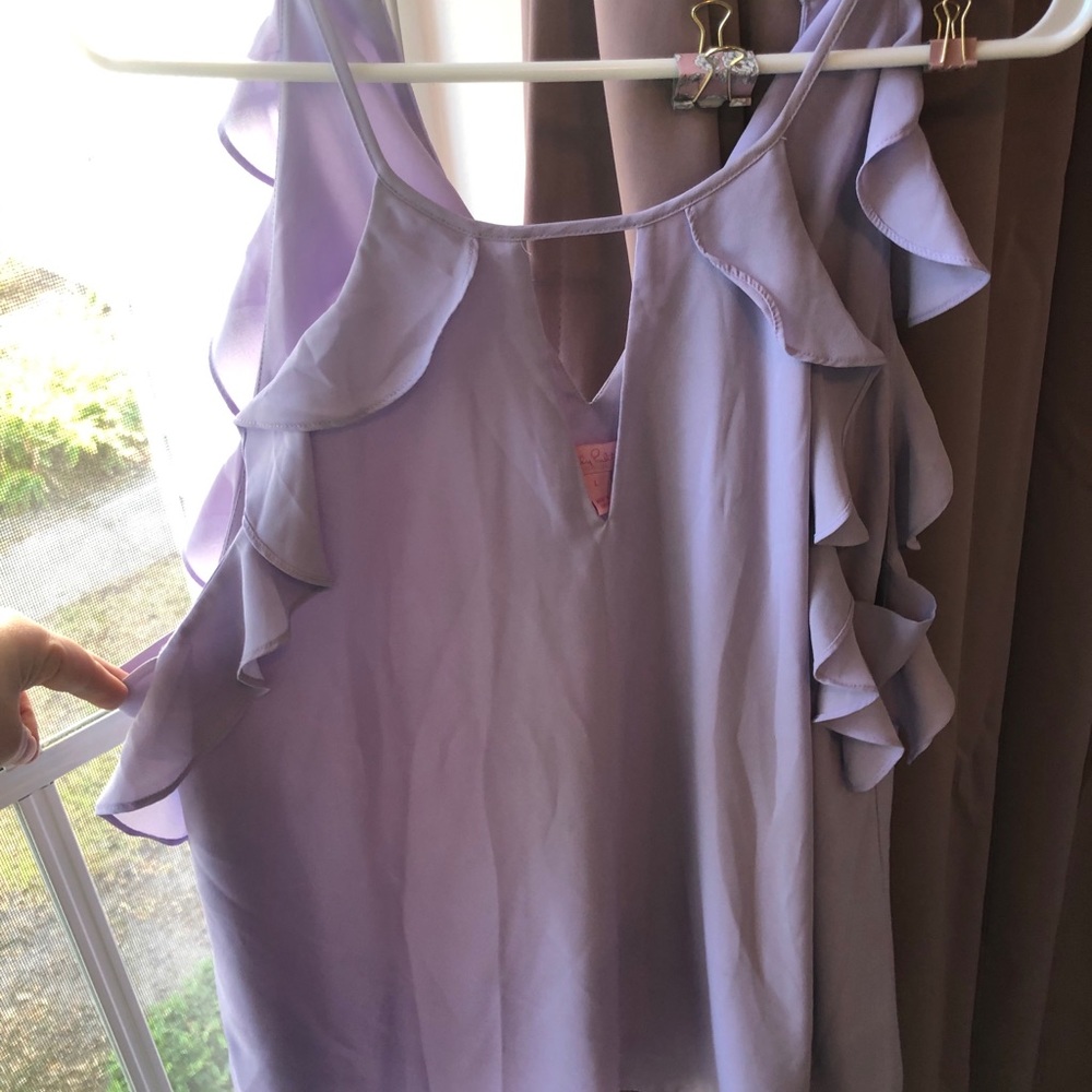 Lilly Flutter Sleeve tank